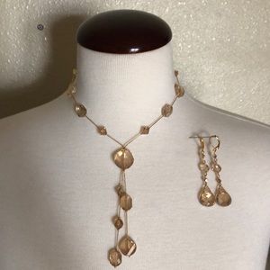 Matching jewelry set!!  Earrings, necklace, ring
